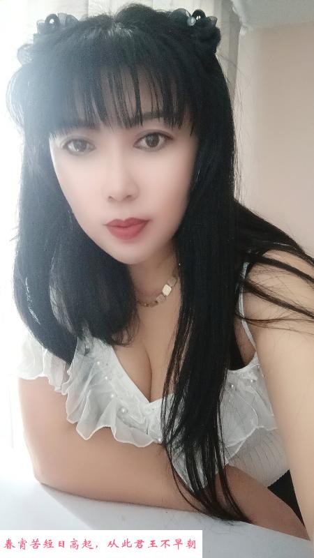 油坊桥风骚熟女 第1张