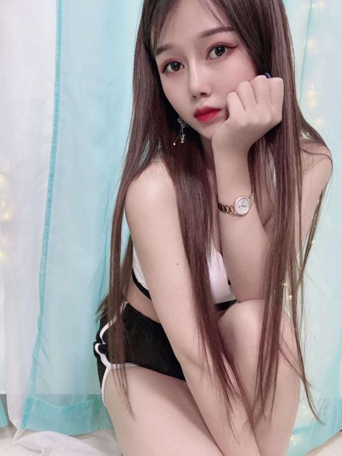 新鲜下水的小妹 第3张