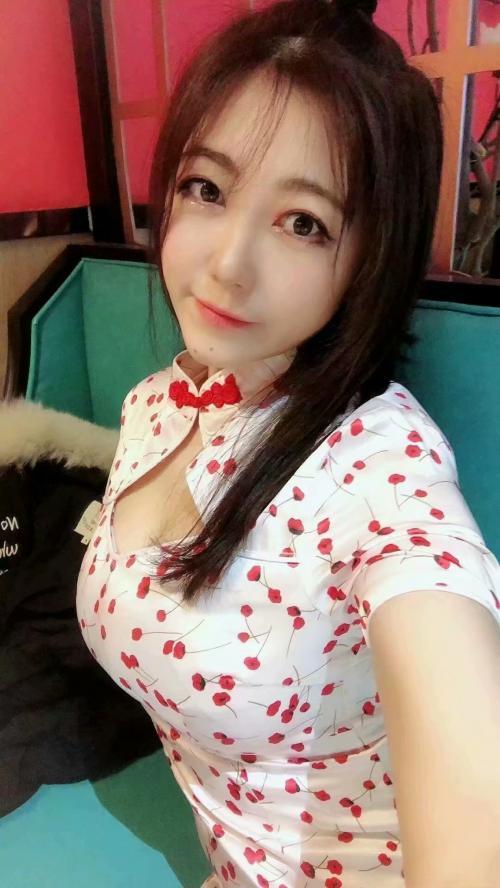 袁家岗波妹 第2张