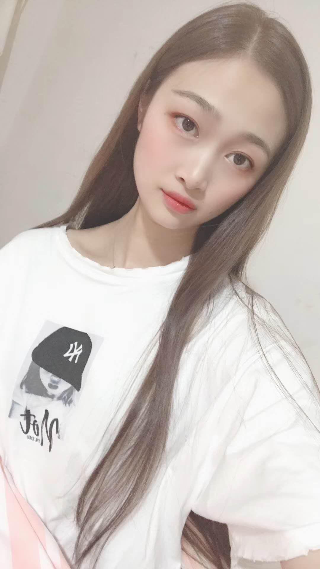 98年的妹子，良家的感觉女友168高 第1张