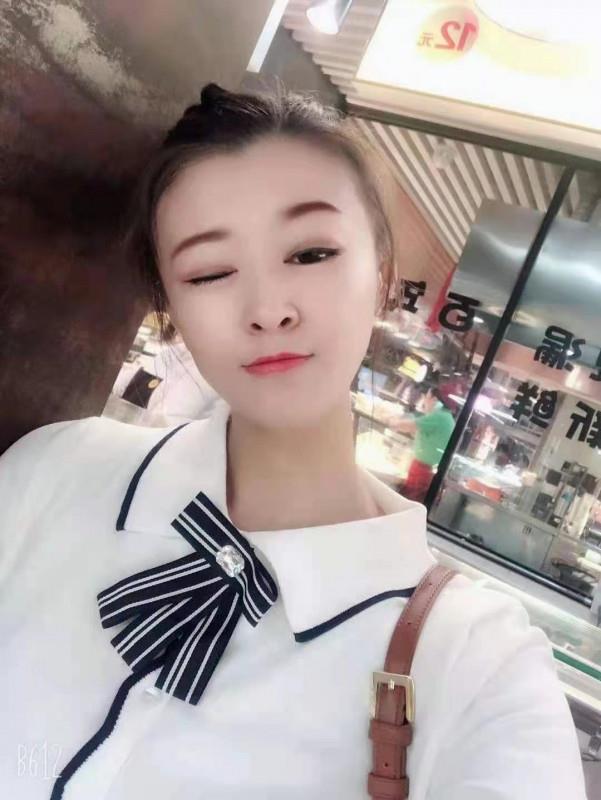 体验不错的小妞 第4张