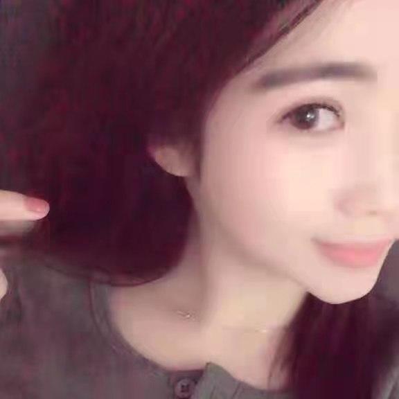 还行的一个姐姐 第1张