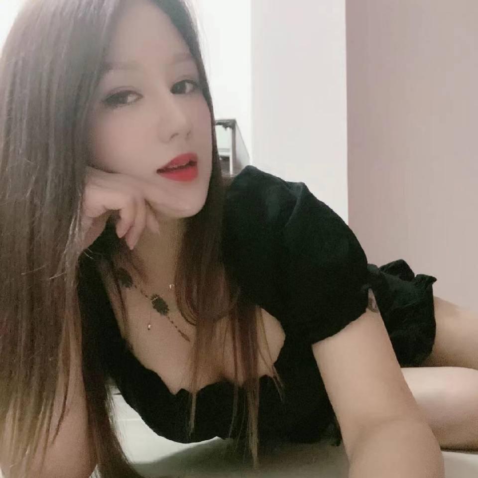 冉屯东路阿珂妹子 第1张