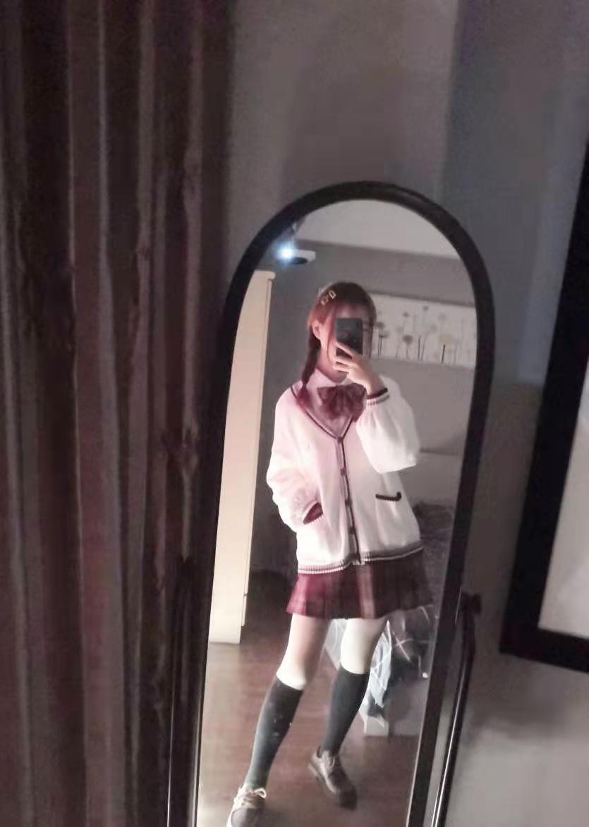 一个舔胸,一个舔鸡巴双飞的感觉真好 第1张