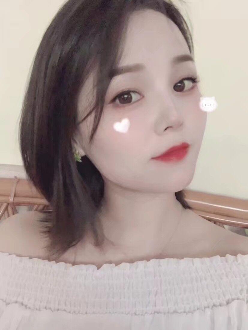 白云小可爱思思 第1张
